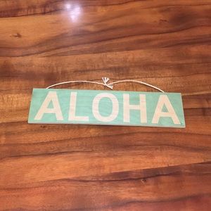 Aloha hanging sign